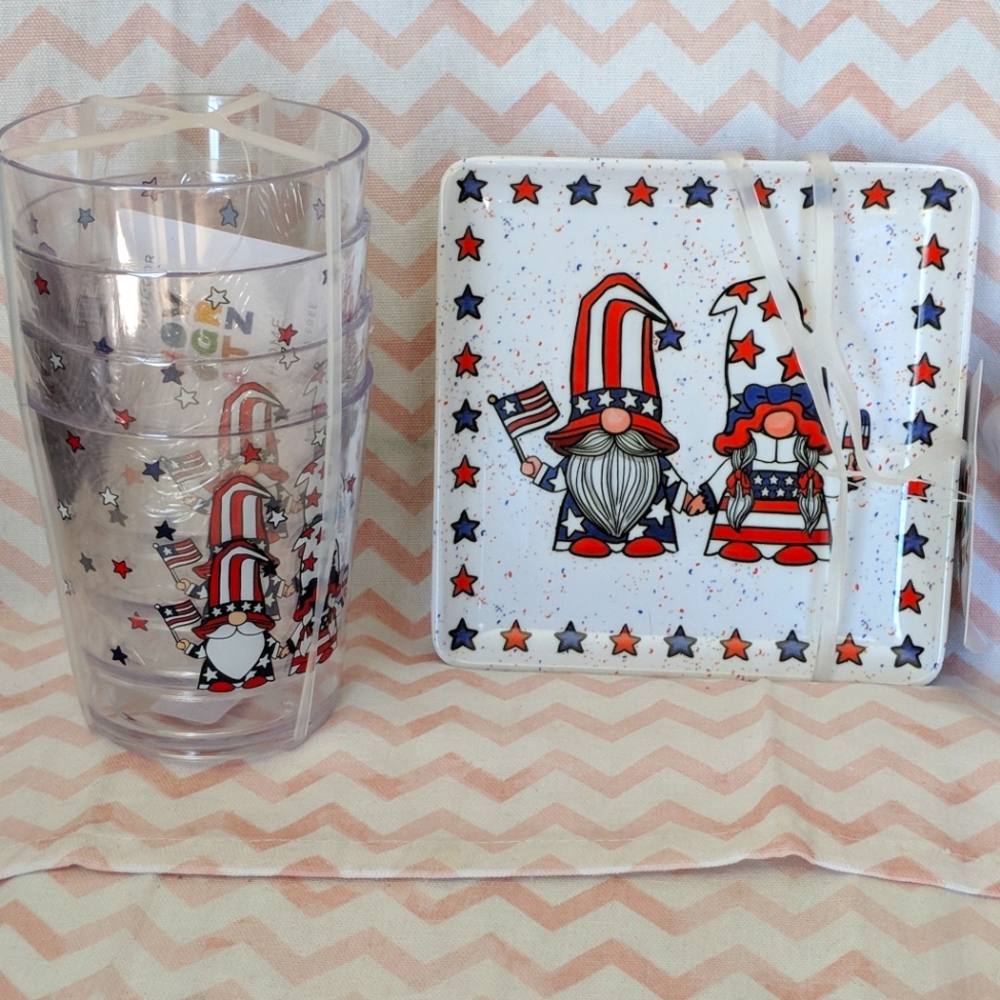 New - 8 piece Patriotic Gnome Plate and Cup Set -